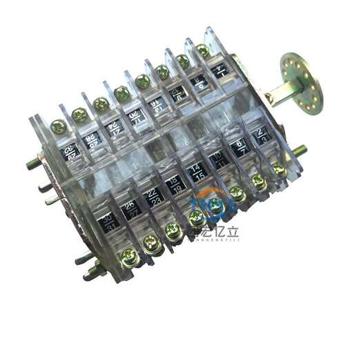 F9-16III/W F9-18III/W F9-20III/W F9-22III/W F9-24III辅助开关 - 图2
