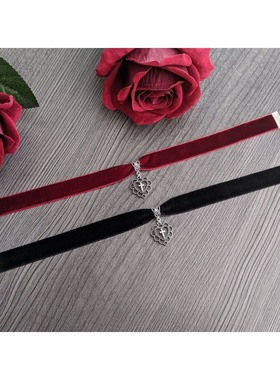 亚马逊哥特式天鹅绒项圈