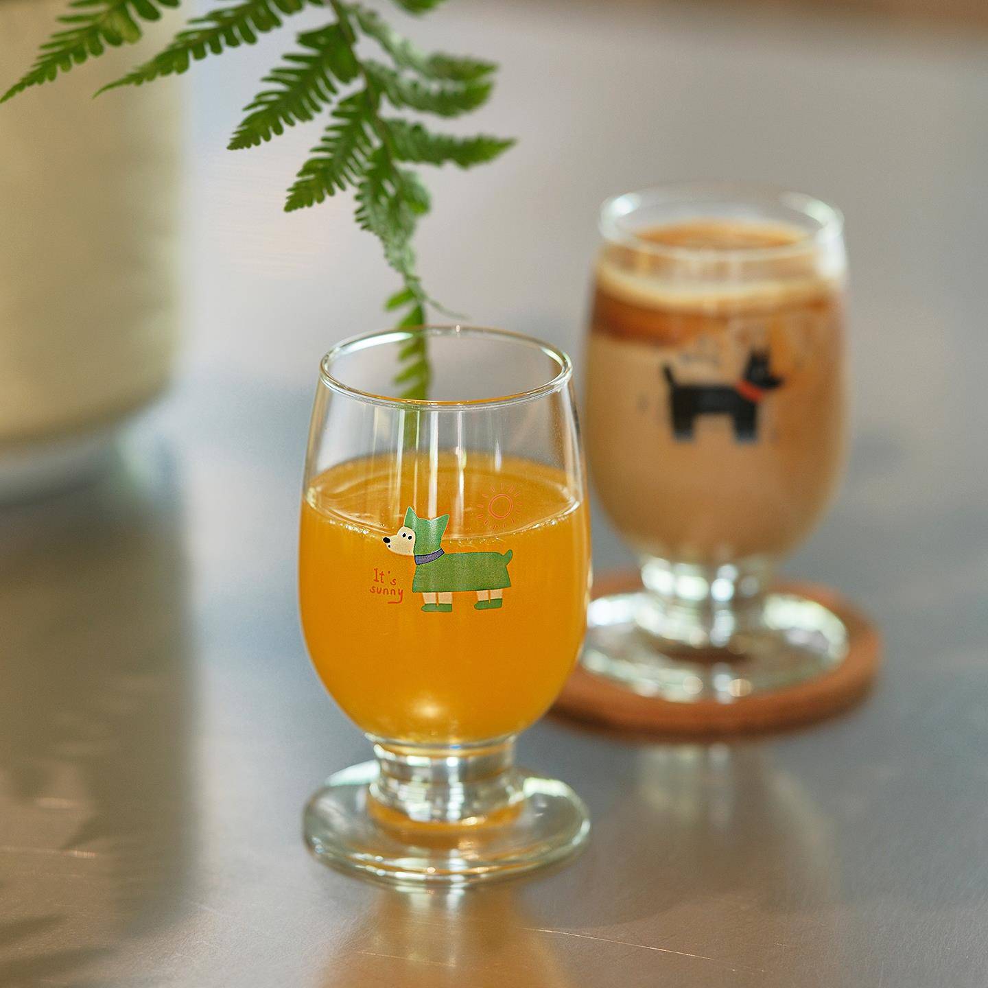 原创可爱雨衣狗狗杯子~玻璃杯高脚杯牛奶咖啡杯饮料水杯子红酒杯 - 图1