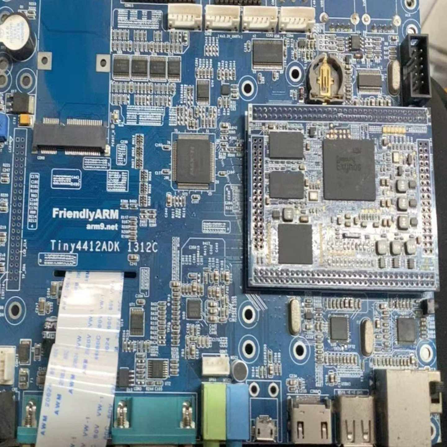 友善之臂Tiny TINY4412ADK开发板带屏(亚飞商行) - 图2