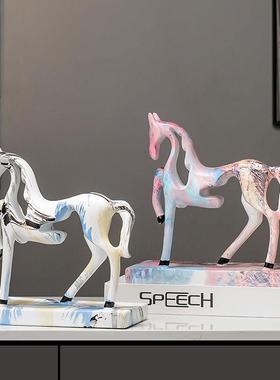 马到成功艺术马摆件现代轻奢酒柜电视柜客厅玄关办公室家居装饰品