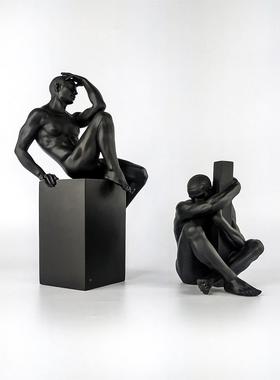 轻人奢创意树板脂运动人物雕塑摆件现代简术约样房像模特ML202007