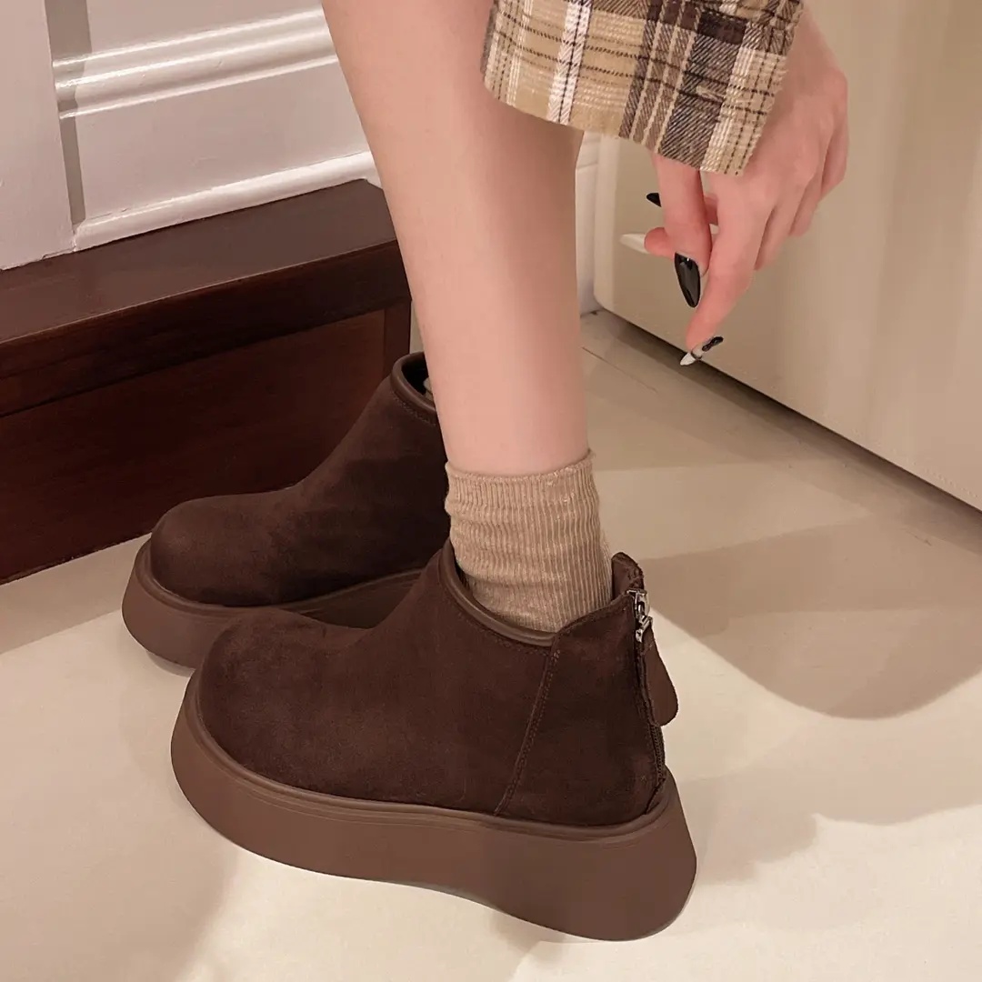 厚底勃肯短靴女2025年秋冬新款复古平底小短靴爆款百搭时尚瘦瘦靴 - 图1