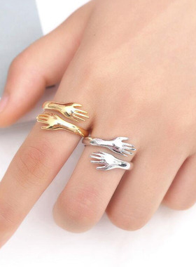 日韩ins爱的双手拥抱情侣戒指简约开口拥抱指环2021跨境新款配饰