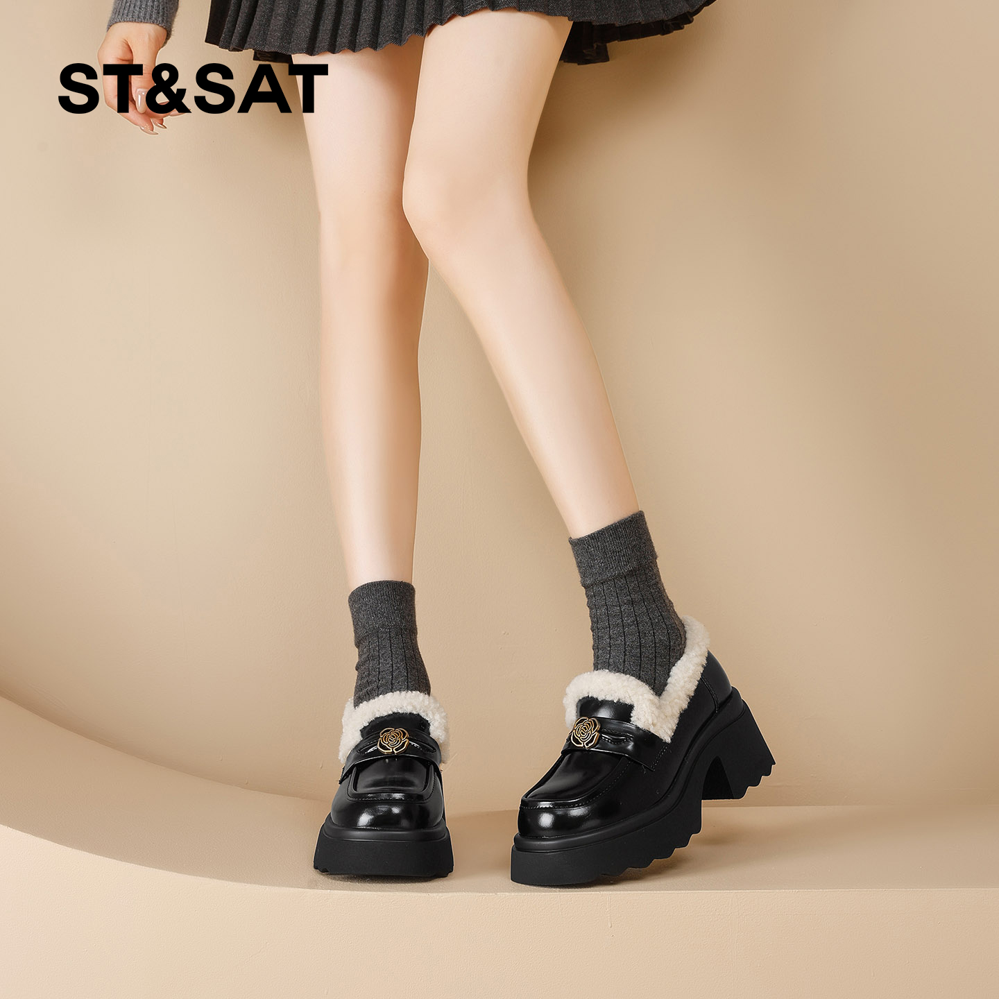 星期六乐福鞋女2025冬季新款女鞋女款厚底加绒加厚保暖小皮鞋棉鞋 - 图3