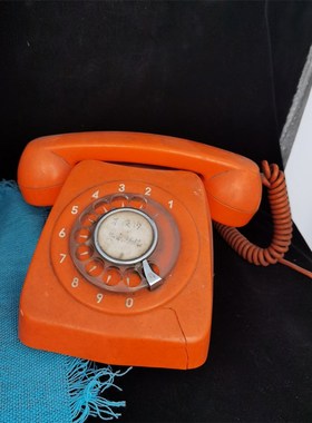 民俗老物件老式录音机拨盘电话机茶壶手电筒暖壶80年怀旧装饰摆件