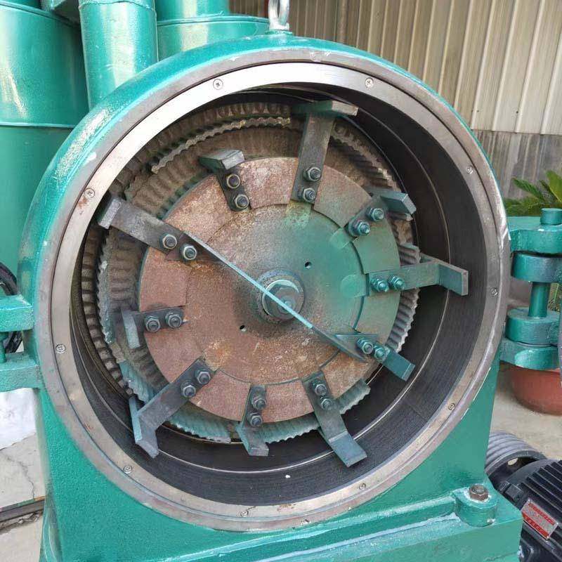 三相电自吸粉碎机农业饲料和工业原料都可用700三相电自吸粉碎机,淘宝优惠券,粉丝福利购,淘宝优惠卷