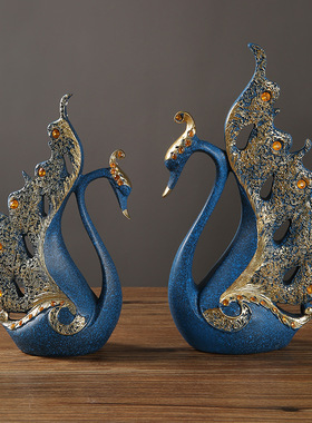 现代简约天鹅情侣摆件一对办公室家居客厅玄关酒柜装饰树脂工艺品