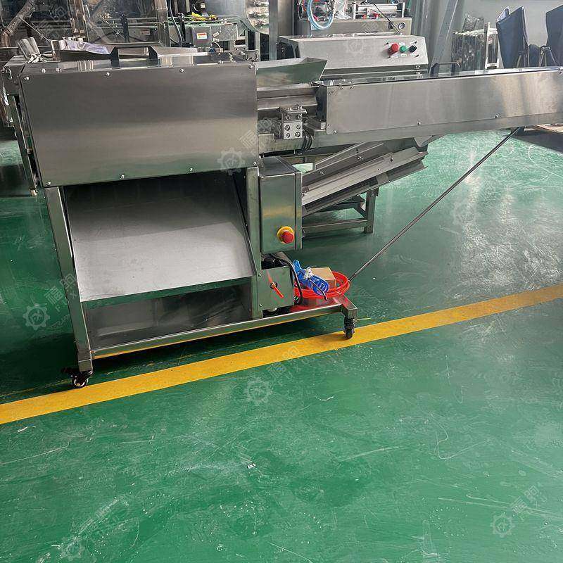 仿人工胡萝卜削皮机全自动胡萝卜去皮刮皮机不锈钢萝卜去皮机,淘宝优惠券,粉丝福利购,淘宝优惠卷