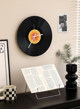 覆古黑胶唱片时钟摆件网红同款客厅玄关卧室钟表桌面装饰轻奢高档