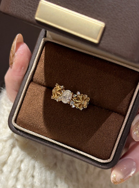 小红书爆款莺尾花鸽子蛋戒指2025新款Vintage复古重工满钻指环