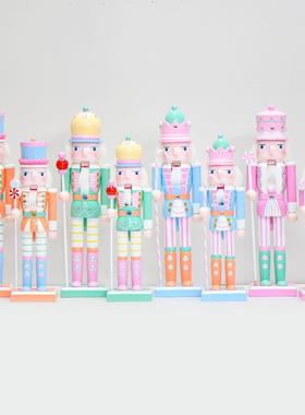 北欧马卡龙色胡桃夹子木偶士兵摆件卡通儿童套装饰品新年耶诞节礼