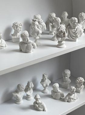 10个迷你树脂石膏像美术小摆件创意拍照道具素描模型雕塑桌面装饰
