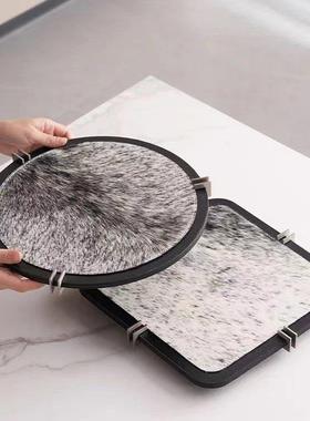 现代简约胡桃木皮革马毛圆形托盘置物创意摆件桌面装饰品样板间