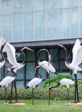 户外彷真动物仙鹤落地摆件玻璃纤维简约现代雕塑庭院草坪水池塘装