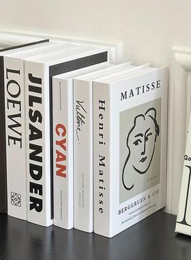 现代假书装饰书时尚仿真书创意杂志样板间桌面摆件摄影道具装饰品