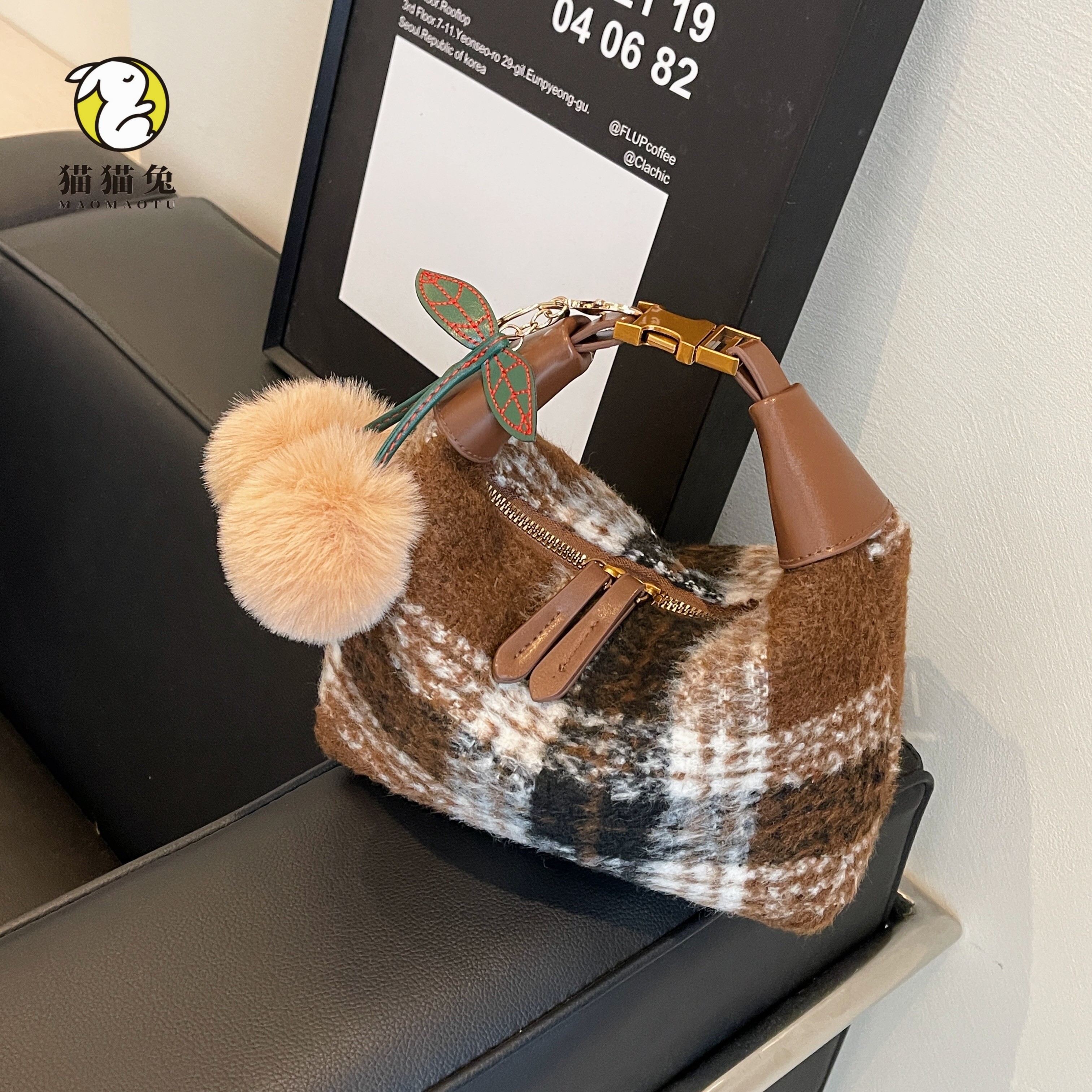 毛呢包包高级感毛毛格子新款冬季毛绒斜挎包女冬天毛茸茸的小挎包,淘宝优惠券,粉丝福利购,淘宝优惠卷