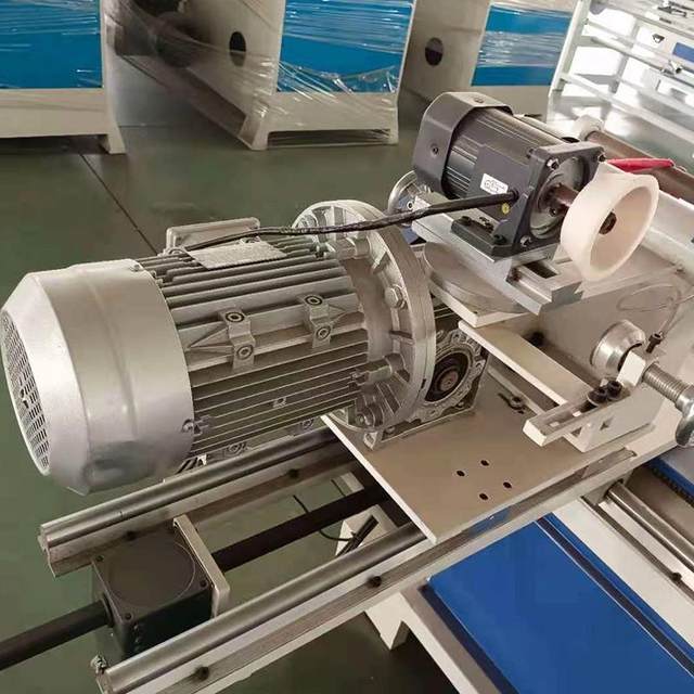 Support customized large round knife strip cutting machine shoes, hat leather bags, fully automatic strip bundling machine strip cutting machine