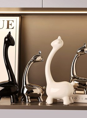 一家四口小鹿客厅电视柜餐边柜玻璃展示酒柜装饰摆件家居饰品轻奢