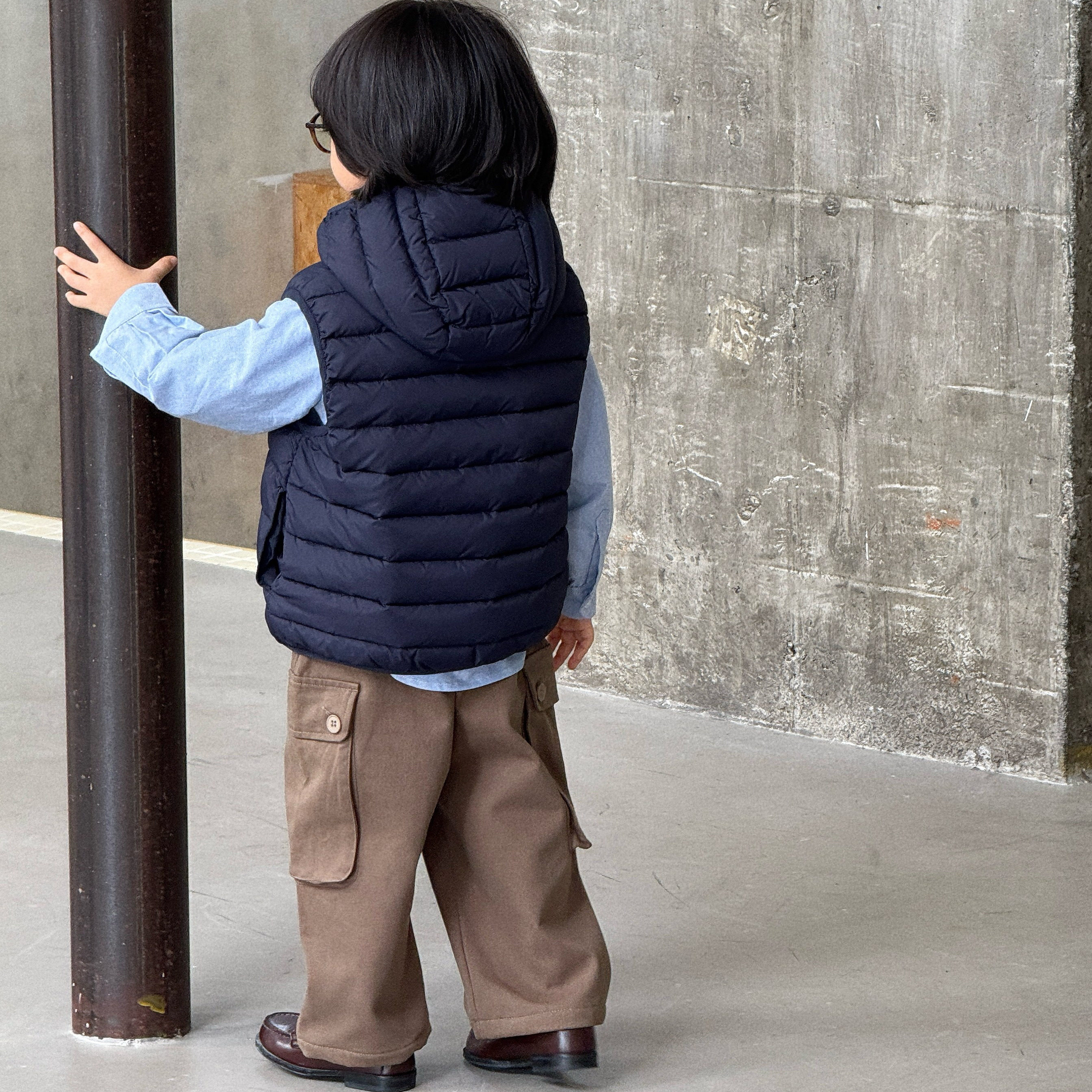 Pawn Tiger2025冬季新款儿童刺绣藏青羽绒马甲90白鸭绒无袖外套,淘宝优惠券,粉丝福利购,淘宝优惠卷
