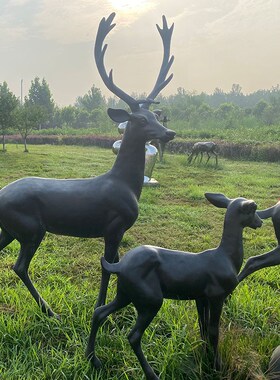 玻璃钢鹿雕塑抽象金属切面几何镜面户外广场园林城市景观小品摆件