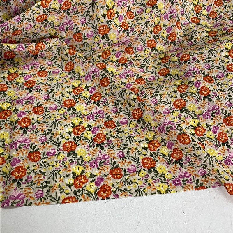 D412米色底小碎花印花雪纺布头 柔软透气垂坠连衣裙上衣旗袍面料,淘宝优惠券,粉丝福利购,淘宝优惠卷