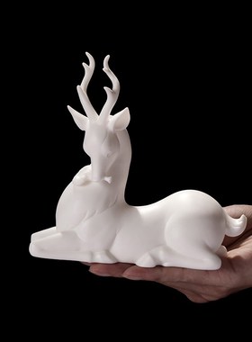德化陶瓷鹿摆件家居客厅茶几桌面装饰工艺品办公室中式纯手工小鹿