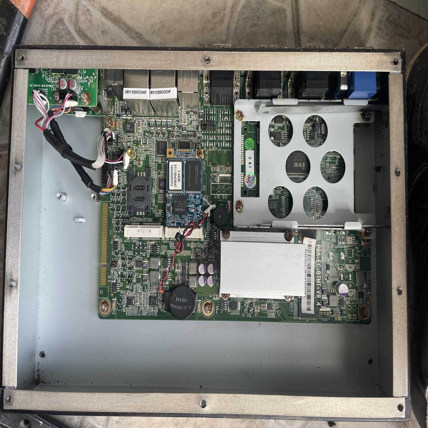 议价prafly ctn-ge0203共控主机，需要的私聊 - 图2