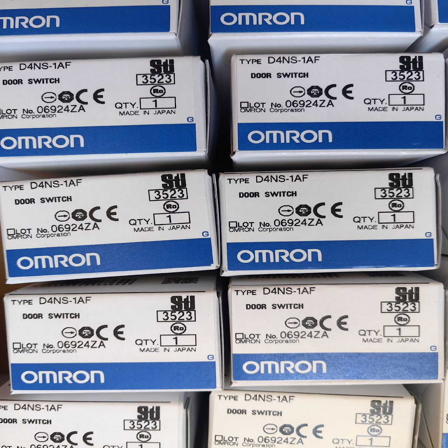 【议价】D4NS-1AF   安全门锁,刚到的24年保 - 图0