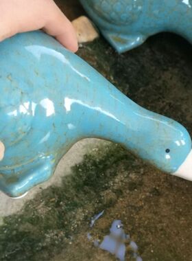 中式陶瓷戏水鸭吸水鸭子鱼池玄关庭院装饰工艺品水池假山阳台摆件