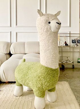 创意羊驼座椅凳子动物坐凳落地网红摆件客厅装饰乔迁新居搬家礼物