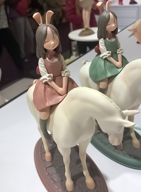 小鸡磕技马雕塑艺术品摆件办公室客厅软装家居饰品生日礼物礼品