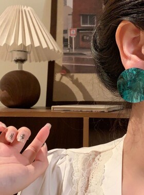 闪闪绿色椭圆几何圆形耳钉女