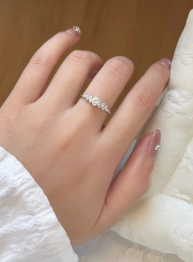 「柏林情书」清冷感戒指闪钻锆石