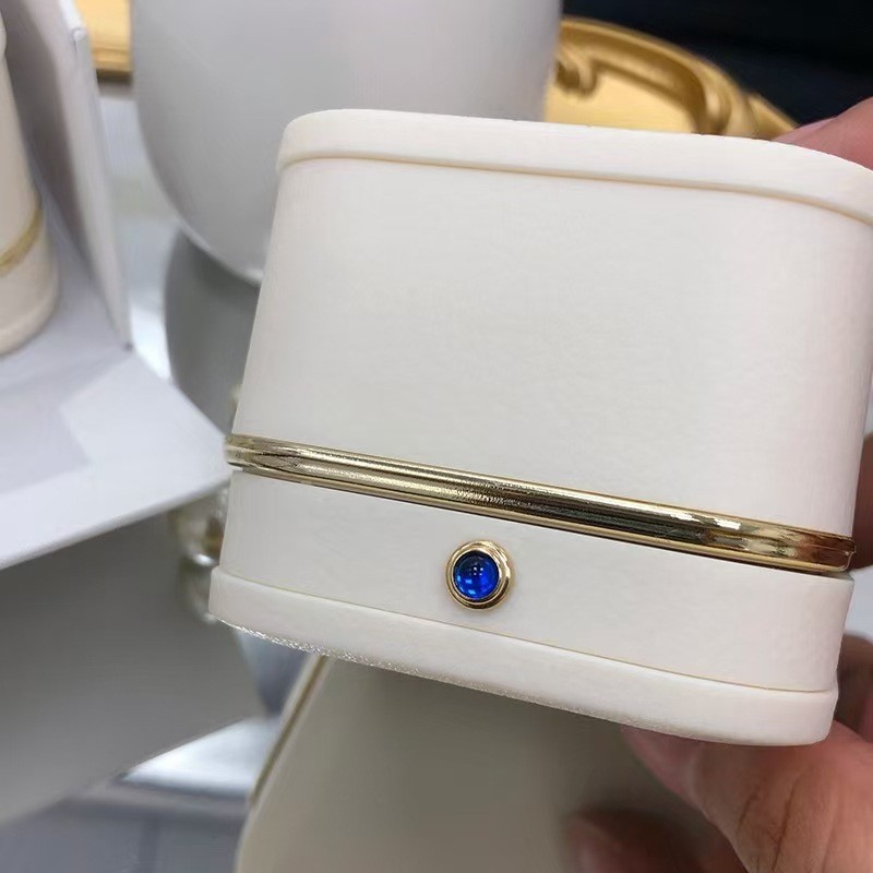 Fort SHI Dragon Proposal Ring Box High-end Diamond Ring Box Oil-sprayed Gold Frame Hidden Buckle Jewelry Packaging Box