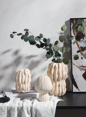 北欧侘寂风素烧陶瓷花瓶酒店样板间工艺品装饰家居玄关搭配花器