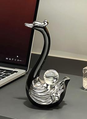 水晶球情侣天鹅摆件一对轻奢高档客厅酒柜家居高级感电视柜装饰品