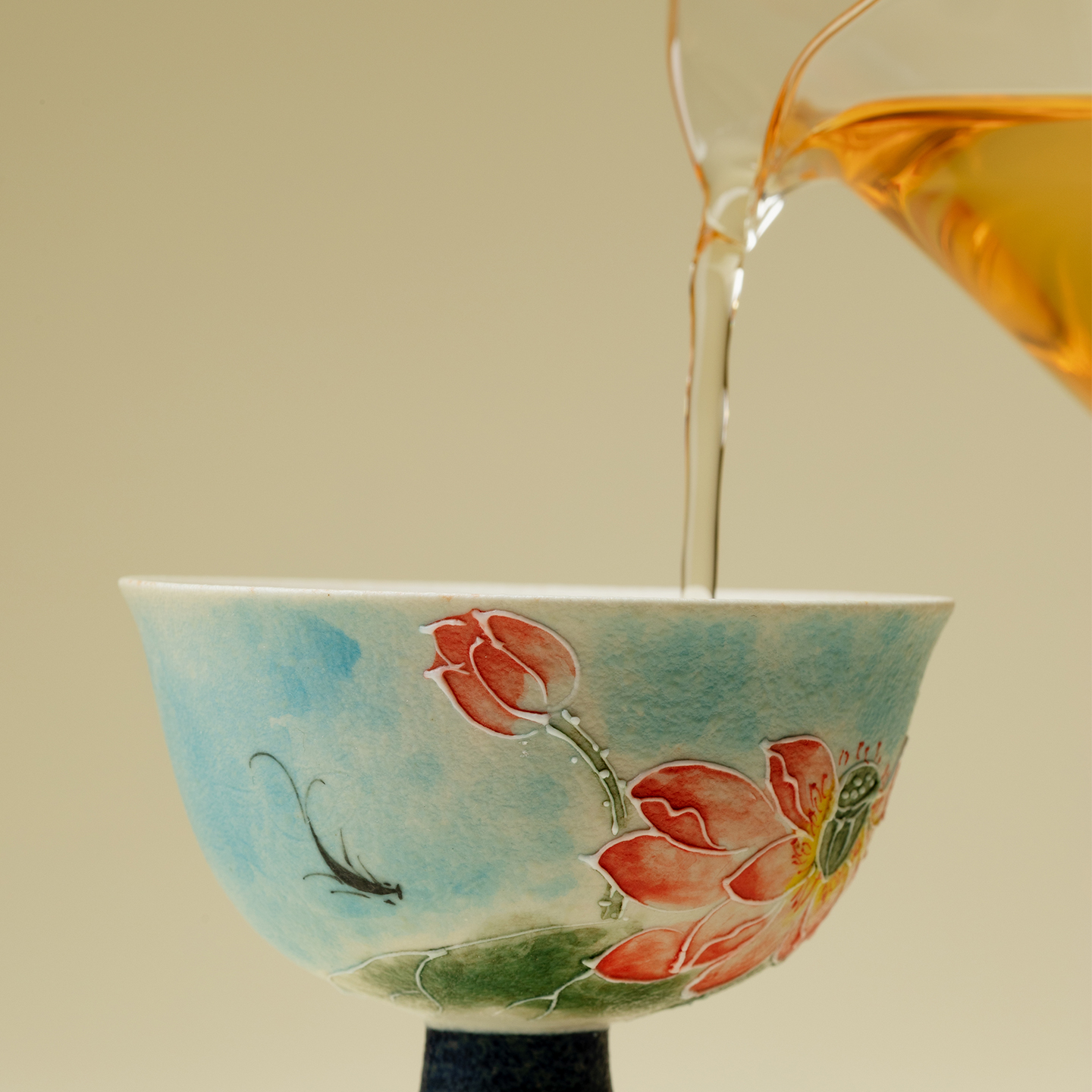 里作 手绘蓝汀粉莲仿宋高足主人杯焦糖釉复古茶盏茶杯釉下彩茶具 - 图2