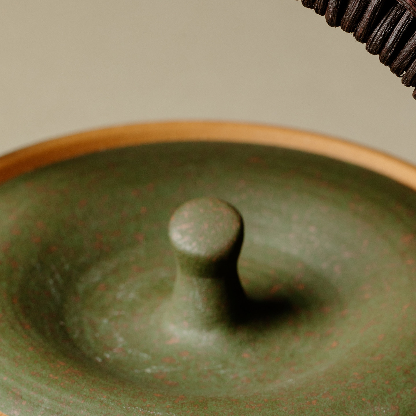 里作全手工粉引耐火泥泥火炉复古日式围炉煮茶碳炉茶事藤编煮茶壶,淘宝优惠券,粉丝福利购,淘宝优惠卷