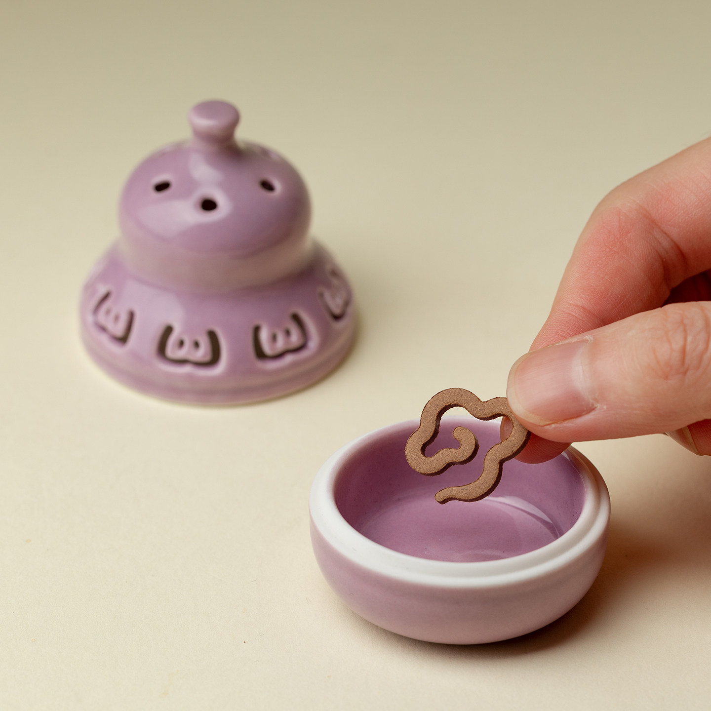 里作紫气东来葫芦三足香炉茶道配件家用新中式檀香炉香薰炉沉香器,淘宝优惠券,粉丝福利购,淘宝优惠卷