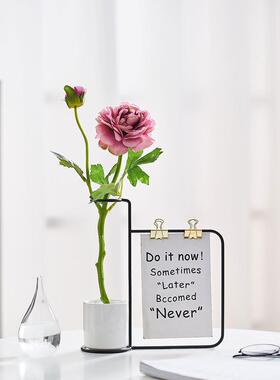 现代极简风格的家庭客厅桌面日历装饰品书桌创意铁水插花装饰品