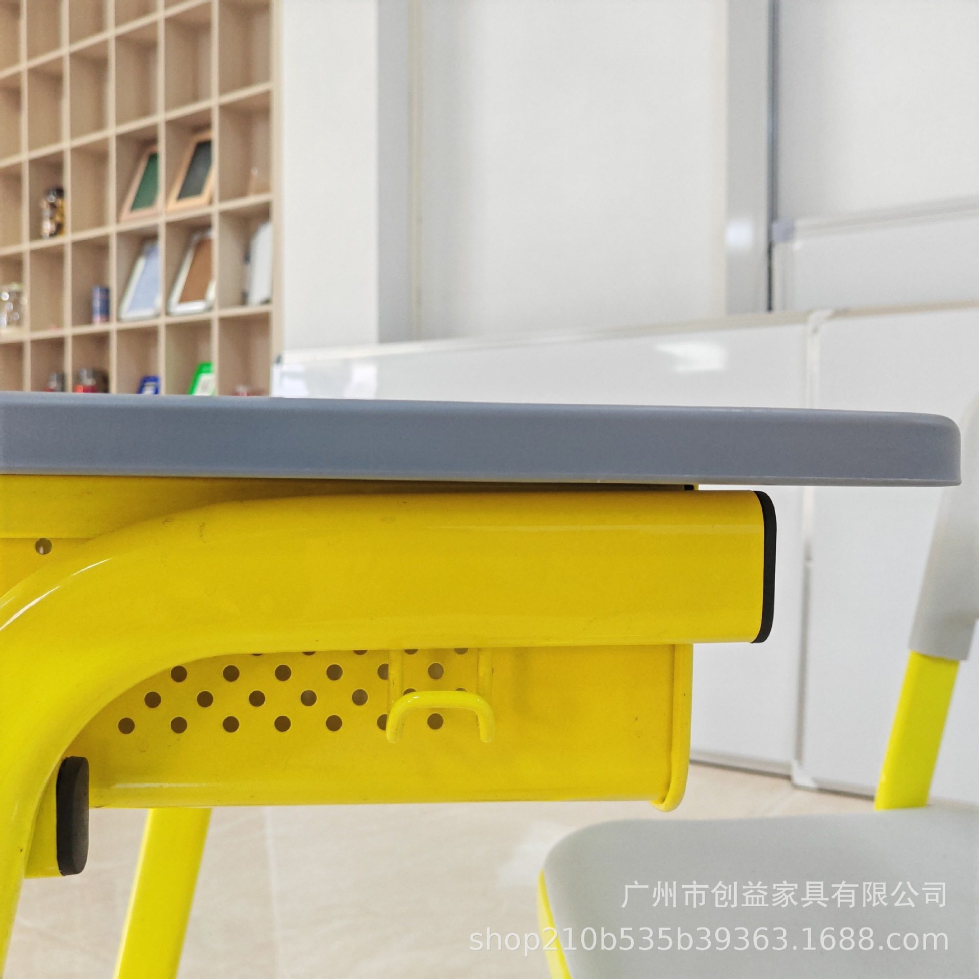 中小学生单人课桌椅培训桌学校课桌厂家托管班书桌学习课桌椅出口,淘宝优惠券,粉丝福利购,淘宝优惠卷