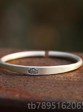 高档99纯银磨砂古法中间扁 雏菊精致实心天然9文艺复手古镯