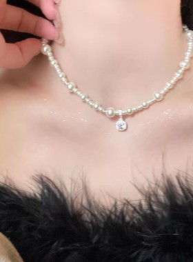 轻奢2025新款方糖白钻珍珠项链