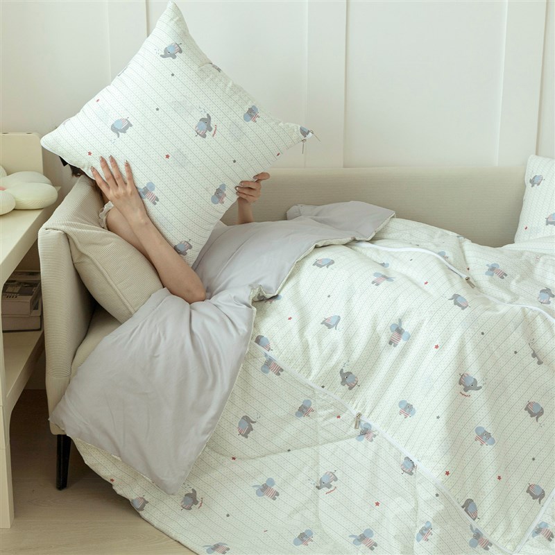 全棉抱枕被子两用二合一汽车载靠垫办公室午睡毯子折叠枕头空调被 - 图1