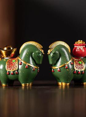 国潮马上有钱招财礼品办公室桌面装饰创意绿马元宝可旋转茶宠摆件