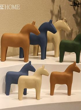 北欧ins风文艺木马摆件创意家居客厅电视柜酒柜装饰品房间小摆设