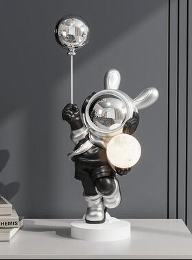 高档轻奢宇航员摆件家居装饰品客厅电视柜软装玄关潮玩太空人兔子