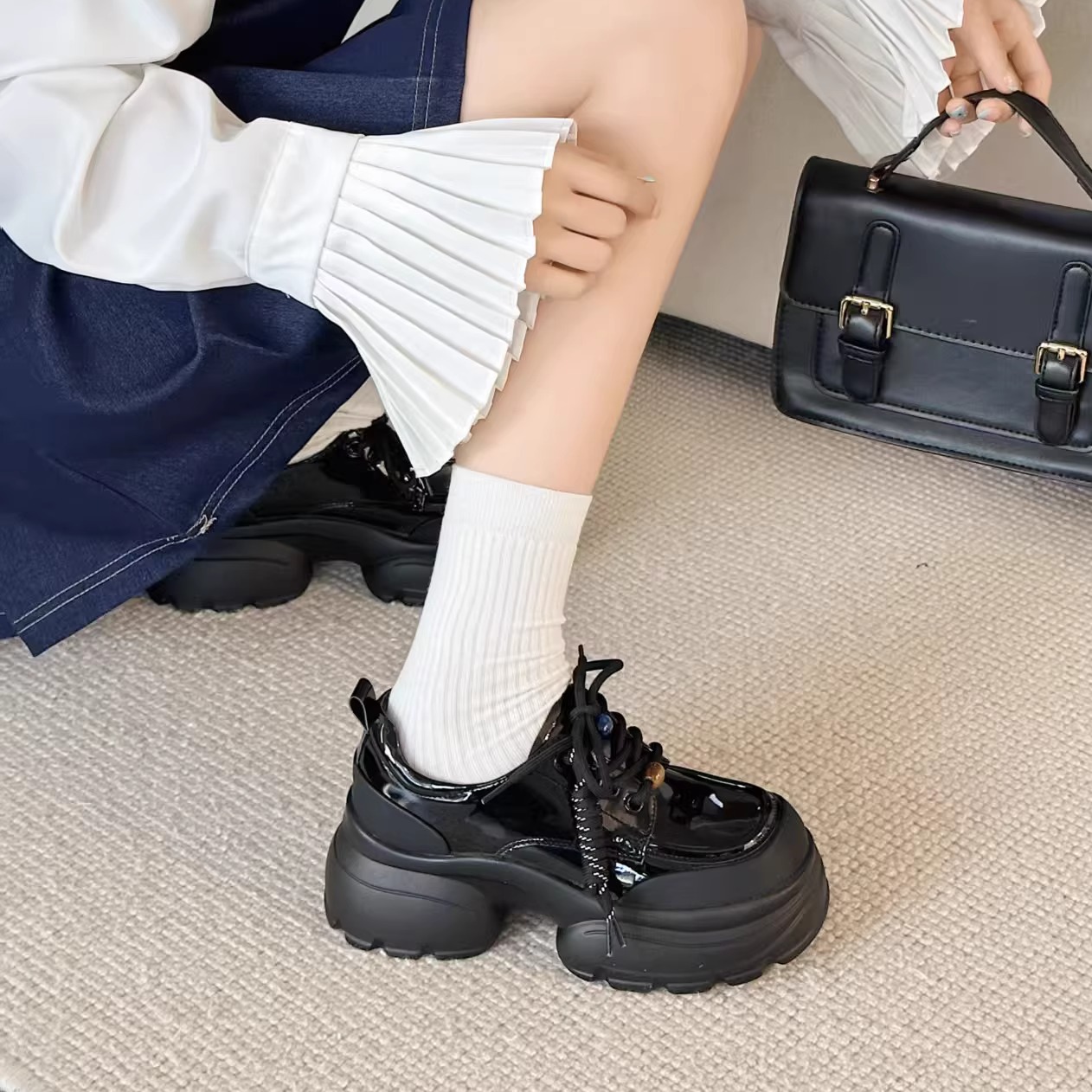 系带漆皮小皮鞋女2025新款复古厚底增高粗跟小个子英伦风乐福单鞋 - 图2