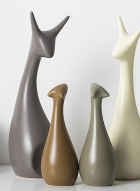 现代简约天鹅摆件装饰品客厅卧室电视柜酒柜玄关陶瓷摆设工艺品